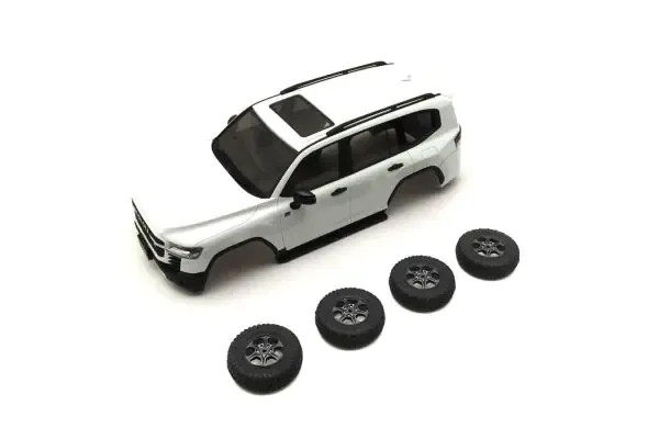 Kyosho MXBT13PW MX-01 Toyota LAND CRUISER 300 GR SPORT Precious White Pearl