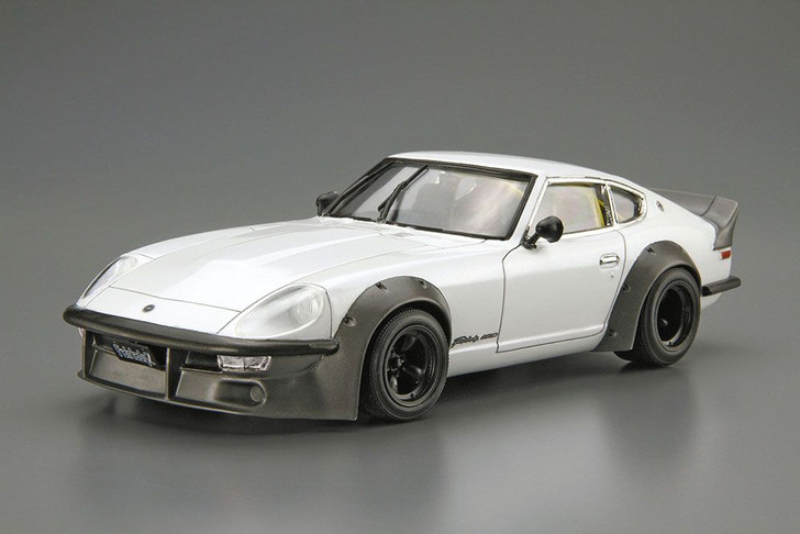 Aoshima The Model Car 1/24 Nissan S30 Fairlady Z Aero Custom Ver.2 '75 Plastic Model