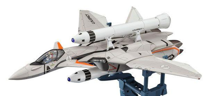 1/72 VF-11B Thunderbolt w/Rocket Booster Macross Plus