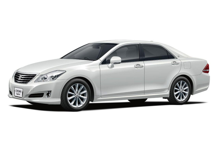  Aoshima The Model Car 1/24 Toyota GRS202 Crown Royal Saloon '08/'10 Plastic Model 