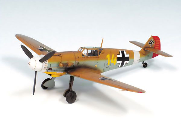 Fine Molds 1/72 Messerschmitt Bf 109 F-4 Trop Marseille Plastic Model Kit