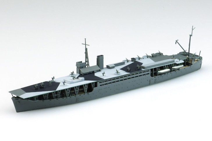 Aoshima Waterline 1/700 Imperial Japanese Army Type C Special Ship Akitsu Maru Early Model Plastic Model