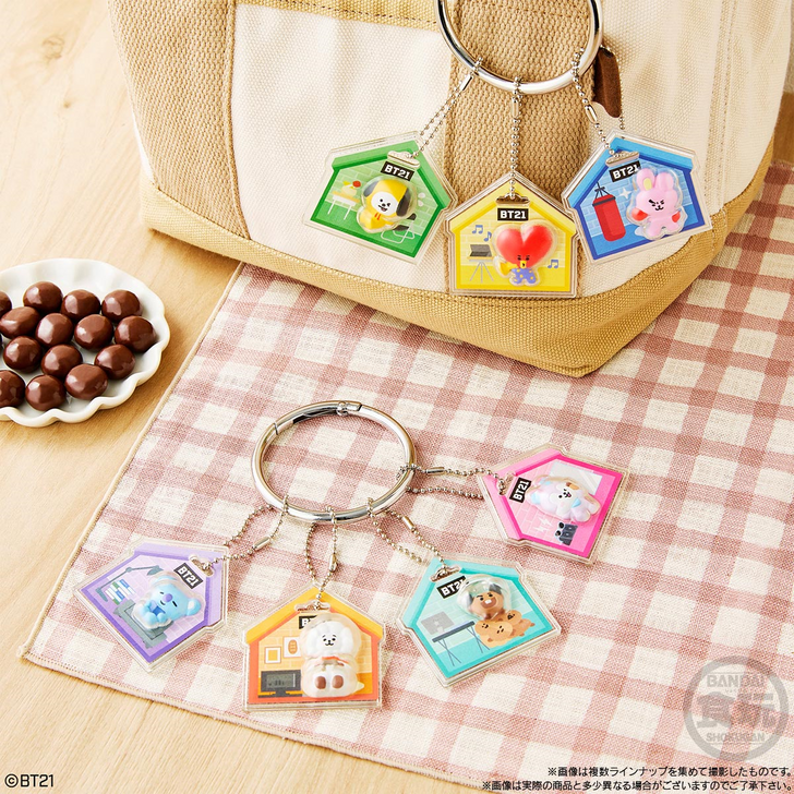 Bandai Candy BT21 Package Charm And Chocolate Bolo BOX (10pcs)