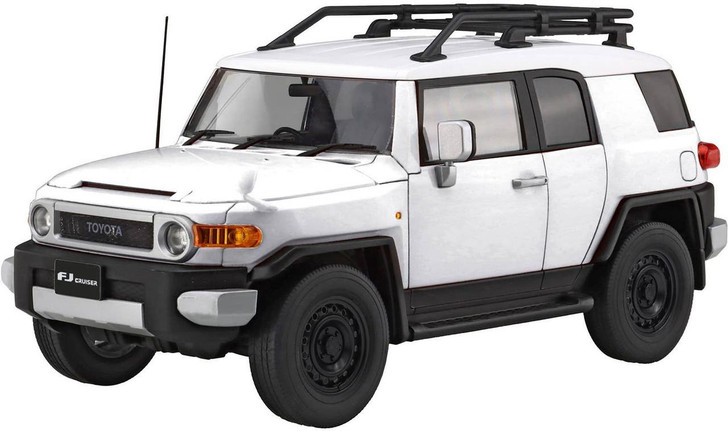  Fujimi NEXT Car 1/24 Toyota FJ Cruiser (White/2011) (Special Edition/With Outdoor Parts) Plastic Model 