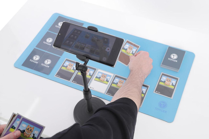 TOYGER Toyger Remotz Lite Smartphone Only Needed To Easily Enjoy Remote Card Game Matches Lightweight And Compact Model 