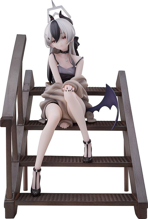 Solarain Kayoko (Dress): Memorial Lobby Ver. 1/7 Figure (Blue Archive)