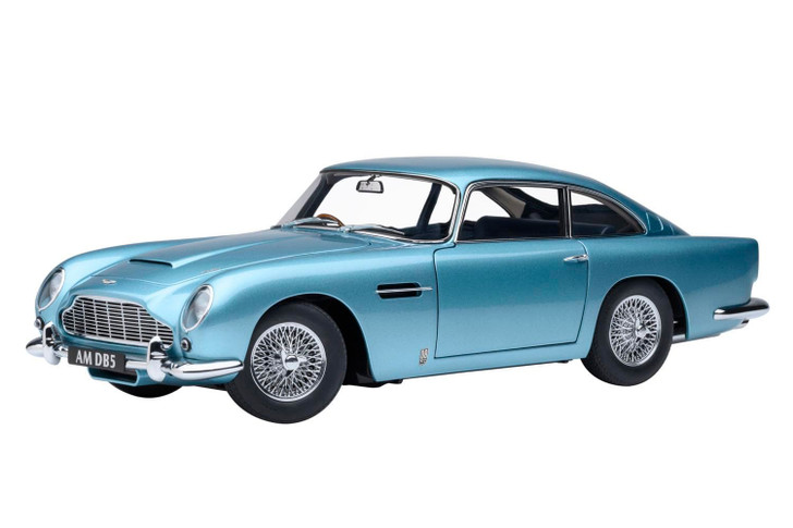 AUTOArt Autoart 1/18 Aston Martin DB5 Light Blue Pearl Finished Product 70288