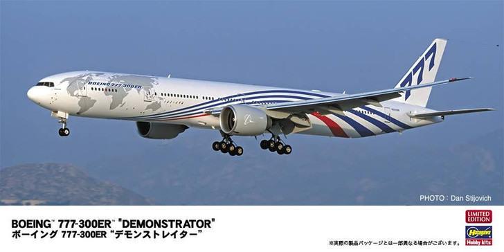 1/200 Boeing 777-300ER Demonstrator Plastic Model