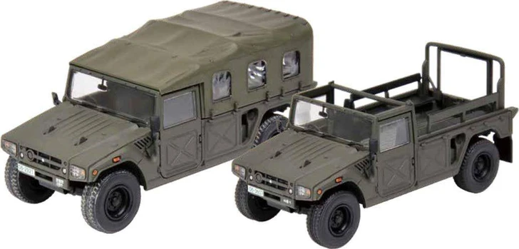  Fujimi 1/72 JGSDF High Mobility Vehicle (2 Vehicles Included) Special Edition (with Realistic Molded Tires) Plastic Model 