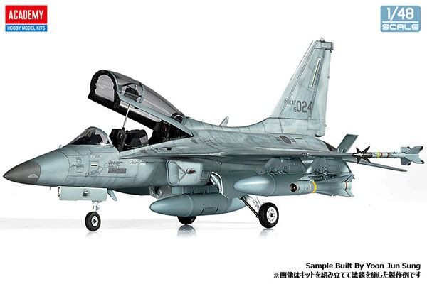1/48 FA-50 Light Fighter-Bomber Plastic Model