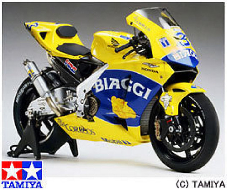 Tamiya 21017 Honda Pons RC211V 2003 Biaggi Masterwork Collection 1/12 Scale Kit (4950344210176)