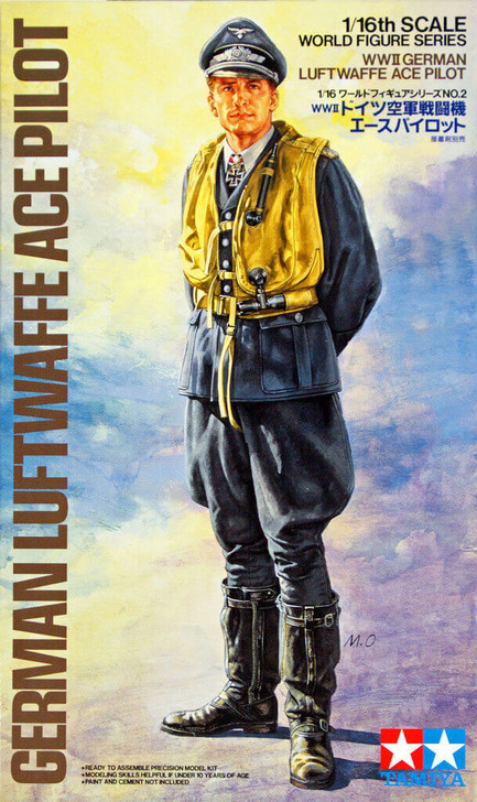 Tamiya 36302 WWII German Luftwaffe Ace Pilot 1/16 Scale Kit Figure