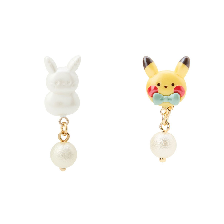 Pokemon Center Original Clip On Earring Getting Ready For Christmas Pikachu Snowman & Ornament