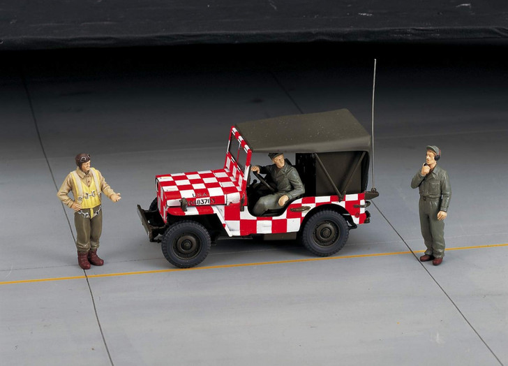 Hasegawa X48-11 FOLLOW ME Jeep Willys MB 1/48 Scale Kit (4967834361119)
