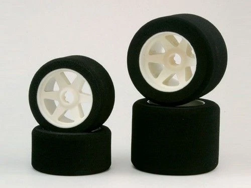 Kyosho 36223-40 1/8 RACING TYRE FRONT(#40)