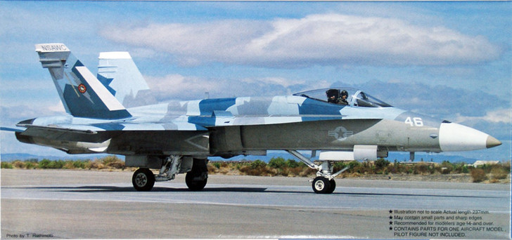 Fujimi F39 F/A-18A Hornet Top Gun 1/72 Scale Kit (4968728721330)