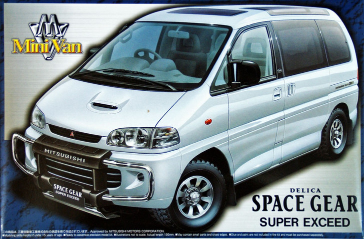 Aoshima 43967 Mitsubishi Delica Space Gear Super Exceed 1/24 Scale Kit (4905083043967)