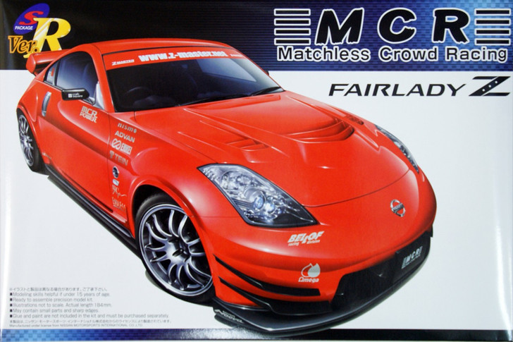 Aoshima 43233 Nissan Fairlady Z (Z33) MCR 1/24 Scale Kit (4905083043233)
