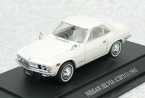 Ebbro 43622 NISSAN SILVIA (CSP311) 1965 Ivory 1/43 Scale (4526175436223)
