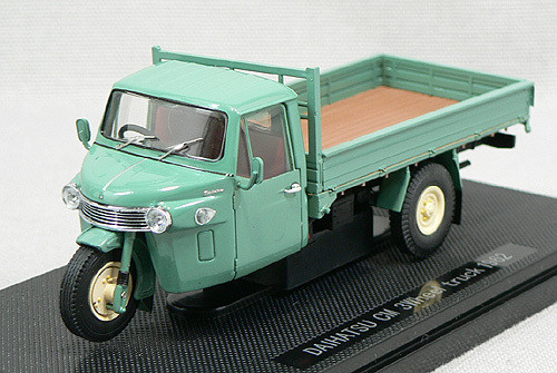 Ebbro 43931 Daihatsu CM Three-wheel Truck 1962 (Green) 1/43 Scale (4526175439316)