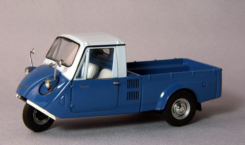 Ebbro 44006 Mazda T600 1962 (Blue/White) 1/43 Scale (4526175440060)