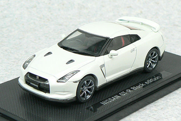 Ebbro 44101 NISSAN GT-R R35 Black Edition White 1/43 Scale