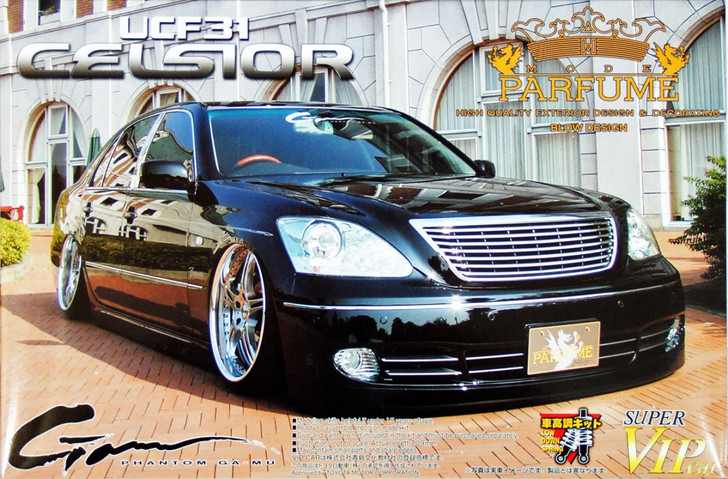 Aoshima 42373 Toyota Celsior UCF31 Parfume 1/24 Scale Kit (4905083042373)
