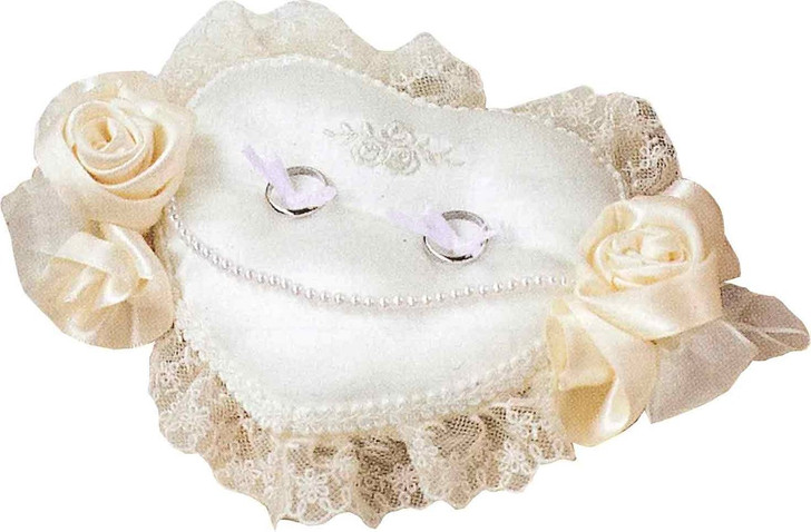 Hamanaka H431-126 Wedding Kit Wedding Rose Ring Pillow Heart with Embroidery