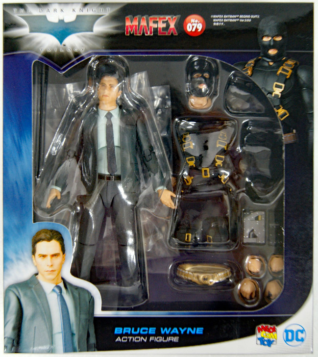 Medicom MAFEX 079 Bruce Wayne The Dark Knight Trilogy Ver. Action Figure