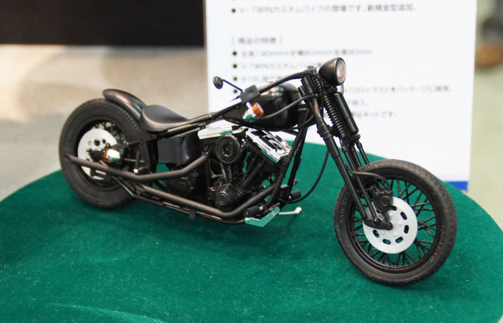 Aoshima Naked Bike 97 03428 Black Widow (V-Twin Custom) 1/12 Scale Kit (4905083003428)