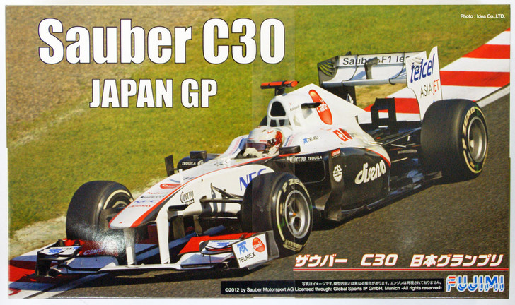 Fujimi GP SP24 F1 Sauber C30 Japan GP with Driver Figure 1/20 Scale Kit (4968728091464)