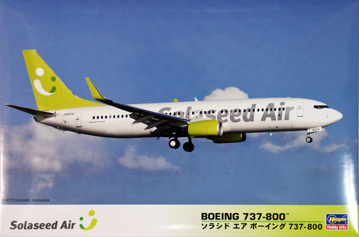 Hasegawa 10688 Boeing 737-800 Solaseed Air 1/144 Scale Kit - Plaza