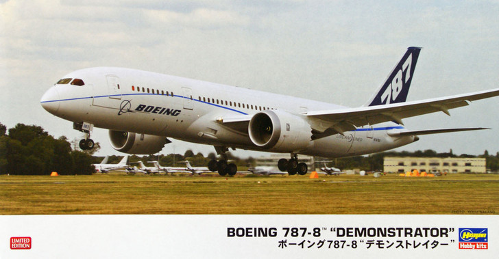 Hasegawa 10697 Boeing 787-8 Demonstrator (Limited Edition) 1/200 Scale Kit (4967834106970)