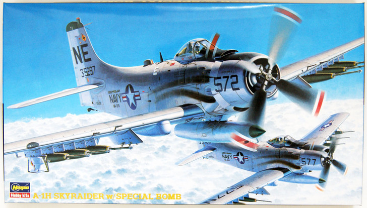 Hasegawa BP104 USAF A-1H Skyraider w/Special B 1/72 Plastic Model