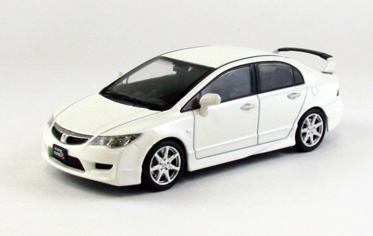 Ebbro 45057 Honda Type-R FD2 Late Version White 1/43 Scale