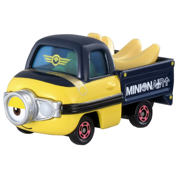 Takara Tomy Dream Tomica SP Minion Stewart (Pilot ver.)