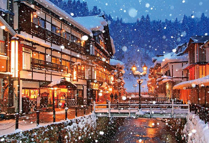 Beverly Jigsaw Puzzle Ginzan Onsen in Yamagata Japan (1000 S-Pieces)