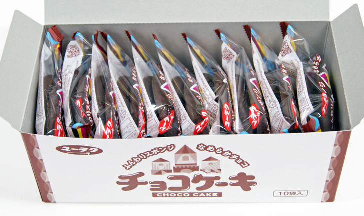 Yuraku Choco Cake 1 Box (10 Pieces) Japanese Dagashi Snack