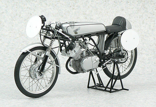 EBBRO 1⁄10 Scale 【絶版品・希少】EBRRO エブロ 1/10スケール Honda