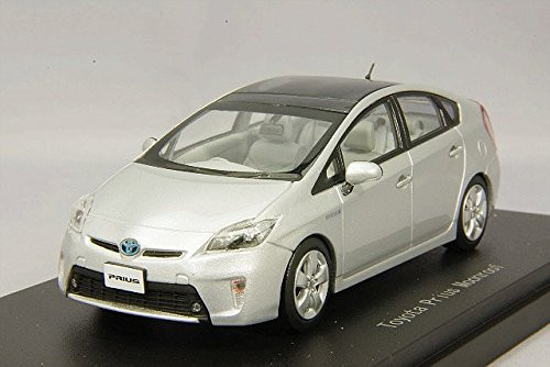 Ebbro 45149 Toyota Prius Moonroof Silver Metallic 1/43 Scale (4526175451493)
