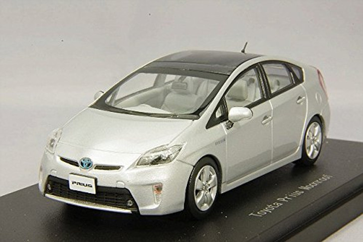 Ebbro 45149 Toyota Prius Moonroof Silver Metallic 1/43 Scale