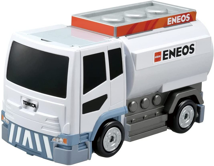 Takara Tomy Tomica World Transforming Gasoline Truck & Station Eneos