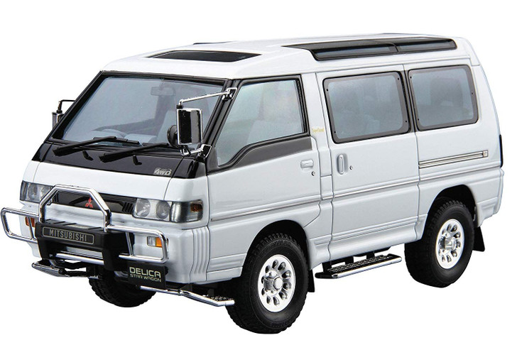 The Model Car 1/24 Mitsubishi P35W Delica Star Wagon `91