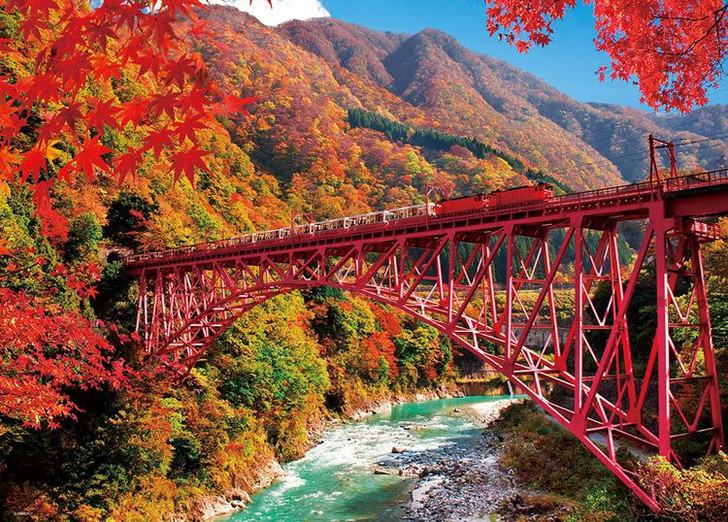 Beverly 66-190 Jigsaw Puzzle Kurobe Gorge Railway During Autumn (600 Pieces)