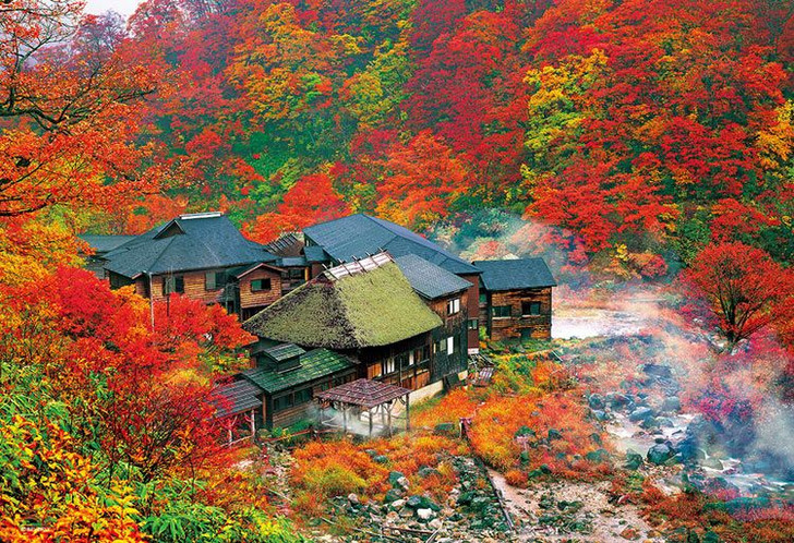 Beverly Jigsaw Puzzle Autumn Nyuto Onsen (300 Pieces)