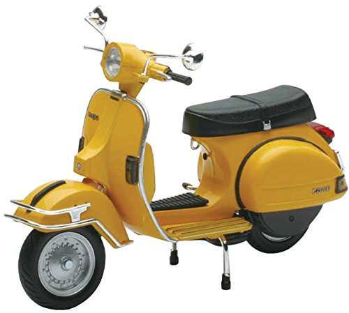 Aoshima Skynet 97267 Vespa P200E 1978 / Yellow 1/12
