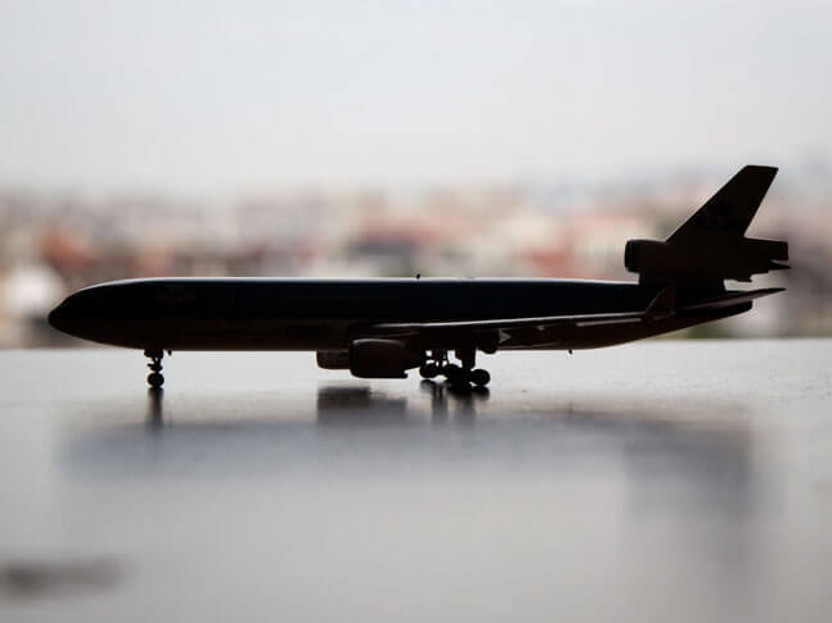 7 High-Flying Plastic Airplane Models For When You Can’t Go Anywhere on Spring Break