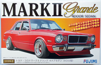 Inch Up 1/24 Toyota Corona Mark II Grande 4 Door Sedan