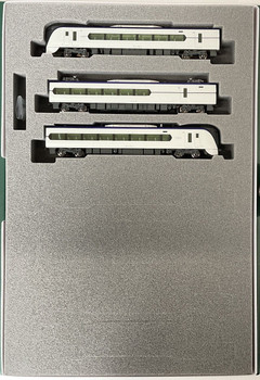 10-1834 10-1835 10-1836 E353系 E353系「あずさ・かいじ」が入線です。KATO 10-1834 10-1835 10-1836
