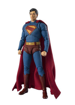 bandai-shfiguarts-superman-